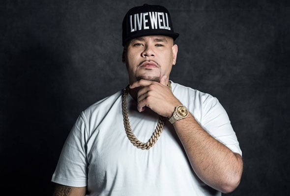 اجرای فَت جو در نمایش نیمه‌وقت بازی‌های NBA ابوظبی 2025