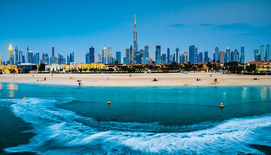 آب و هوای دبی: شروع مه‌آلود، اما آسمان صاف نوید روزهای خنک‌تر می‌دهد