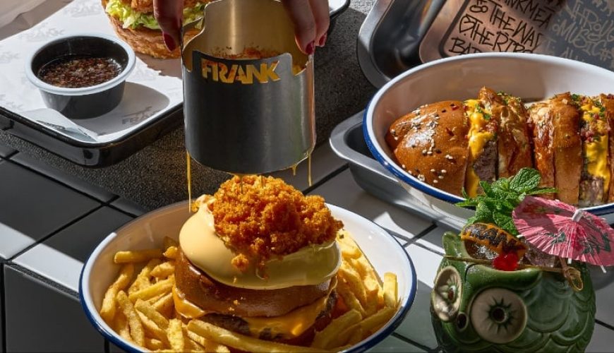 FRANK Meat & Taps: میزبان رibs غول‌پیکر و حال و هوای برتر در بلوواترز
