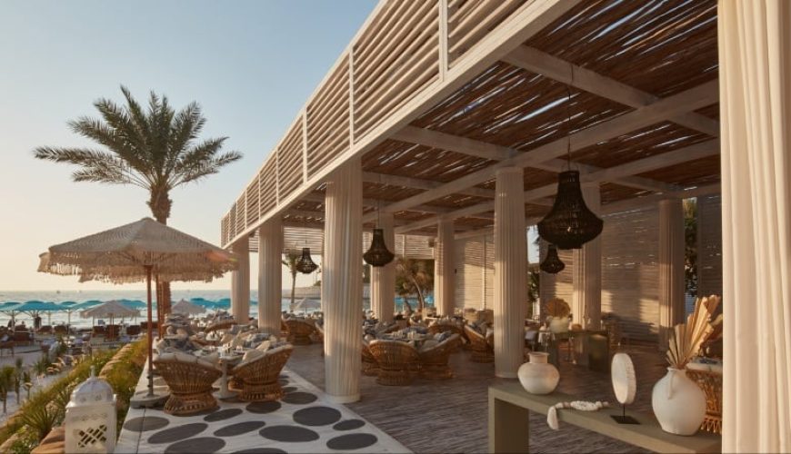 بررسی باشگاه ساحلی Summersalt در هتل جمیرا النعیم دبی