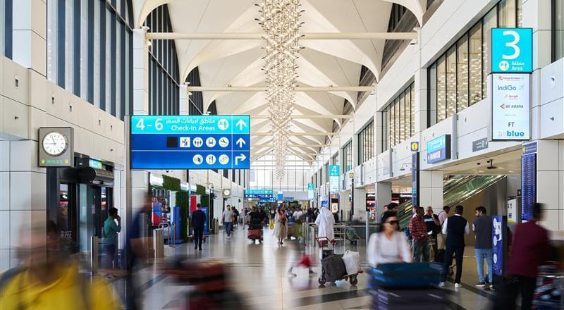 دبی ایرپورتز قصد دارد برای مسافرانی با تنها بار دستی فرایند چک‌این را حذف کند