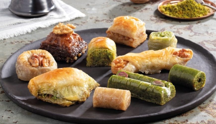 160 سال عادت شیرین: نگاهی به عصر حضور حافظ مصطفی در دبی