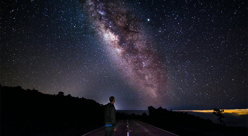 راهنمای کامل رویدادهای رصد آسمان در دبی در سال 2026